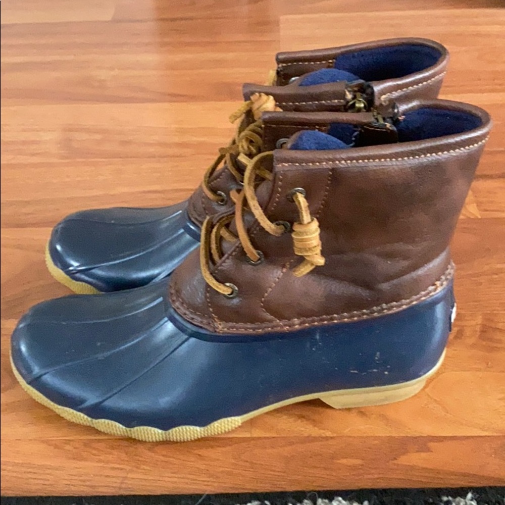 Sperry duck boots! Barely worn